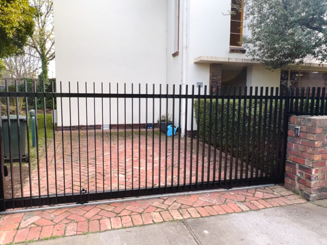 Automatic sliding gate - Armadale Automatic sliding gate - Armadale